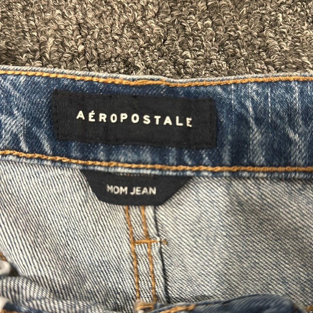 AERO mom jeans - size 12R NWT!